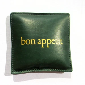 BON APPETITE Leather Square 10 Ounce Paperweight 3 1/2"  GREEN - Picture 1 of 7