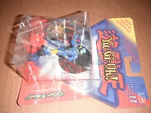 Yu Gi Oh 2'' Action Figure Series 11 Cyber Raider with Holo Tile - Picture 1 of 3