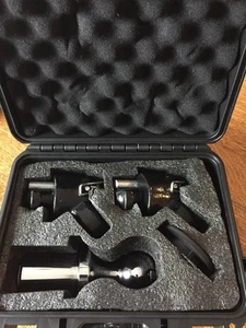 60618 Kit de enganche de cuello de cisne 38K mejorado con bola y anclajes para Ram 2500 3500 13-25 - Imagen 1 de 8