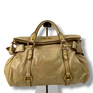 Bolso Miu Miu Y2K Vitello Lux Cinta 2 Vías Cuero Auténtico Beige - Imagen 1 de 12