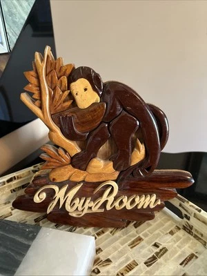 Nuevo arte de pared de madera colgante mono “mi habitación” hecho a mano tallado en capas isla rara Foto 1 de 4