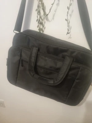 Laptop Bag 19" x 14" x 7" - Image 1 of 4