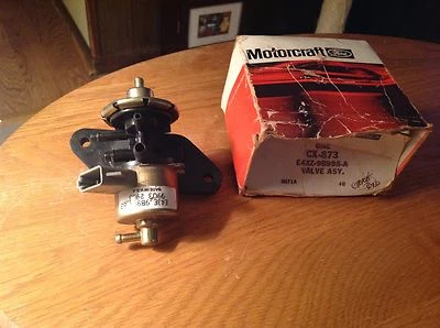 Ford Tempo 1984 2,3 L HSC Carter carburador solenoide válvula de vacío - nuevo OEM  Foto 1 de 4