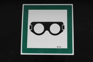 Sign Safety Glasses Eyewear Labeling Green 15cm x 15cm - Picture 1 of 4