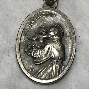 Vintage Religious Medal St Anthony - Picture 1 of 7