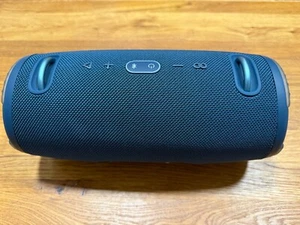 JBL Xtreme 3 Bluetooth-Lautsprecher in der Farbe Blau - Bild 1 von 10
