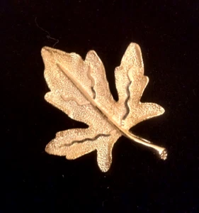 Vintage BFK Leaf Brooch FREE SHIPPING - Picture 1 of 2
