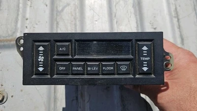1987-1989 CHRYSLER LEBARON DIGITAL A/C CONTROLS #3848575 NEW YORKER DODGE HVAC  - Image 1 of 4