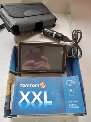 TOMTOM XXL 550-T Lifetime U.S. Canada &Mexico Bundle with Charger Booklet & Case - Image 1 of 4
