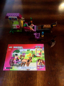 LEGO Juniors: Stephanie's Horse Carriage (10726) W/INSTRUCTIONAL MANUAL 100%