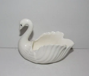 White Swan Trinket Dish National Potteries Co Cleveland Made in Japan - Picture 1 of 7