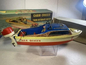 Vintage 1950’s Battery Operated Metal Cabin Cruiser Boat W/Original Box - Picture 1 of 24