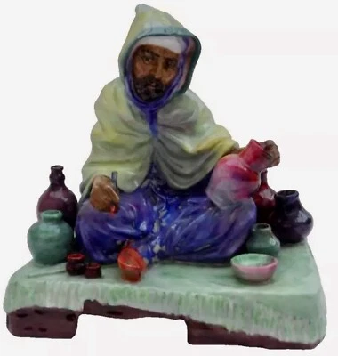 ROYAL DOULTON Rare FIGURINE THE POTTER HN1518 GREEN COLORWAY Glaze Fault - Image 1 of 4