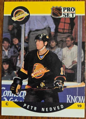 1990-91 Pro Set Petr Nedved Rookie Card RC #643 Vancouver Canucks Mint  - Image 1 of 2