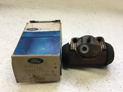 NOS 1961-72 Ford E100 E250 Econoline Van Brake Wheel Cylinder C1UZ-2261-A - Image 1 of 4