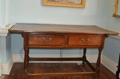 Pennsylvania Walnut Tavern Table C.1770-90 - Image 1 of 4