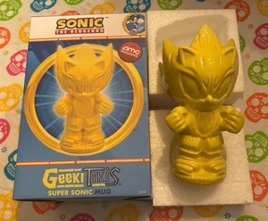 Geeki Tikis Super Sonic the Hedgehog Movie Tiki Mug AMC Exclusive Limited Ed New - Picture 1 of 6