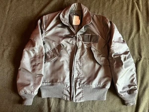Vintage US Air force CWU-36/P Flight Bomber Flyers Jacket Green Men’s Sz Medium - Picture 1 of 12