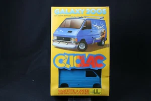 YQ068 HELLER 1/32 maquette cliclac camion 2005 Van Trafic Renault Galaxy 2005 - Foto 1 di 3