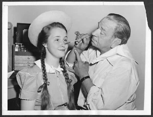 MGM Makeup Department Wallace Beery Original 1943 Promo Press Photo - Picture 1 of 2