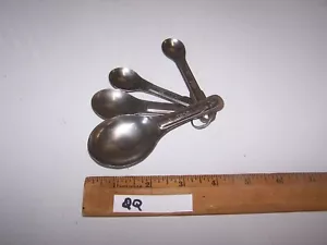 Juego de cuchara medidora de metal 1 cucharada - Una cucharadita 1/2 1/4 cucharaditas - Lote QQ - Imagen 1 de 3