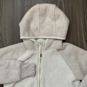 ATHLETA MÄDCHEN HAFERFLOCKEN MELIERT SHERPA LANGARM JACKE MIT DURCHGEHENDEM REISSVERSCHLUSS UND KAPUZE Gr. L/12 - Bild 1 von 8