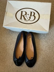 Girls Russell & Bromley Navy Quilted Leather Ballet Pumps - Size 31 - Picture 1 of 9