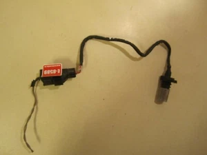 1275599 Volvo V70 2.4D 2006.y sensor de posición del cigüeñal 029600-0650 - Imagen 1 de 4