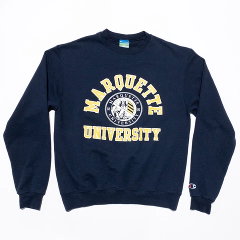 Marquette Golden Eagles Champion Sweatshirt Men's Medium Crewneck Navy Blue Cover