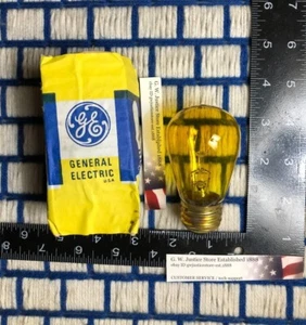 BOXof one vintage GE round logo MADE in USA 11w old S14 SIGN BULB YELLOW 11S14 - Picture 1 of 2