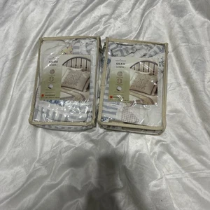 New Vtg Home Classics Set Of 2 Quilted Pillows Sham Covers Geneva Embroidered - Picture 1 of 15