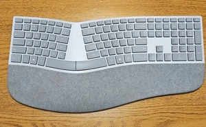 Microsoft Surface Ergonomic Wireless Keyboard Model 1786 Silver Bluetooth - Picture 1 of 8