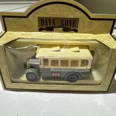 Vintage Lledo Days Gone 1935 Dennis Coach BEA British European Airways - Image 1 of 4