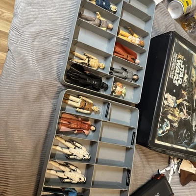 14 figuras de acción vintage de Star Wars 1977 1977-1980 y estuche sin armas, tazas Foto 1 de 4