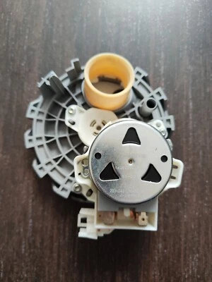 Original Wasserweiche mit Motor für Heizpumpe 644996 Geschirrspüler Spülmaschine - Bild 1 von 2