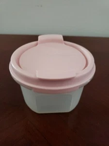 Tupperware Contenitore Modulare Mate con Coperchio Rosa 7 Fl Oz Vintage - Foto 1 di 7
