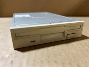 Used - Tested - Vintage Sony MPF920-Z - 1.44 MB 3.5" Internal Floppy Drive - IDE - Afbeelding 1 van 4