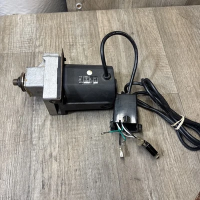 Sierra de mesa Craftsman Md 137.248480 motor RM871 V 120 RPM 5000 Foto 1 de 4