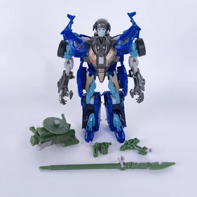 Transformers Wheeljack Complete DOTM Deluxe Class Dark of the Moon - Image 1 of 4