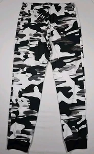 NWT Under Armour Storm Boys Pants XL Pennant Woven Camo Cargo Joggers - Picture 1 of 14