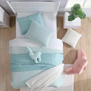 KOOLABURRA BY UGG SOOTHING SEA GREEN KIDS LUX REVERSIBLE TWIN COMFORTER SET $140 - Picture 1 of 7