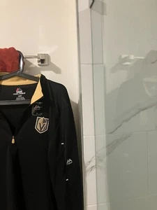 Las Vegas Golden Knights Majestic pullover shirt long sleeve half zip Large New - Picture 1 of 3