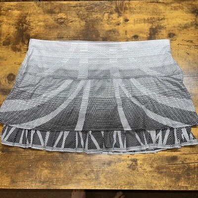 K-Swiss women's Skort Size XL Gray Nice To Pleat You Pleat Me Right Tennis NWT - Image 1 of 4