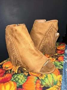 Coconuts by Matisse Saddle Love Fringe Peep Toe Brown Bootie Size 9 - Picture 1 of 4