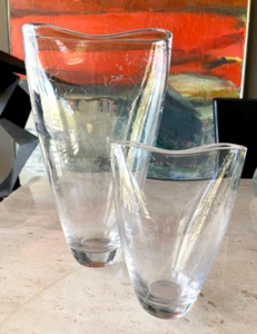 Pair of Vicke Lindstrand for Kosta Boda Swedish Modernist Etched Glass Vases - Picture 1 of 6