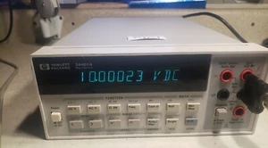 HP 34401A 6,5 chiffres DMM - En Cal ! Perf Test Record inclus ! Sympa ! - Photo 1/10