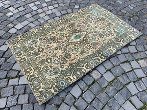 Turkish rug, Vintage rug, Handmade rug, Area rug, Wool rug, Carpet 3,2 x 5,4 ft - Picture 1 of 10