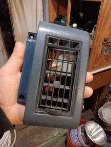 88-94 Chevy GMC Truck Blue Passenger Dash Vent Trim OEM GM C1500 K1500 OBS - Picture 1 of 12