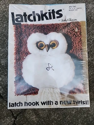 White Owl Needlecraft Latch Hook Kit 12x12 in. Retro 1981 Betty Wilkinson NOS - Image 1 of 4