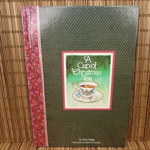 A Cup Of Christmas Tea By Tom Hegg Illustrated By Warren Hanson Hardcover 1982 - Imagen 1 de 7